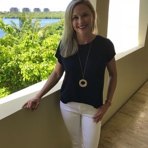 Meet your Posher, Carrie